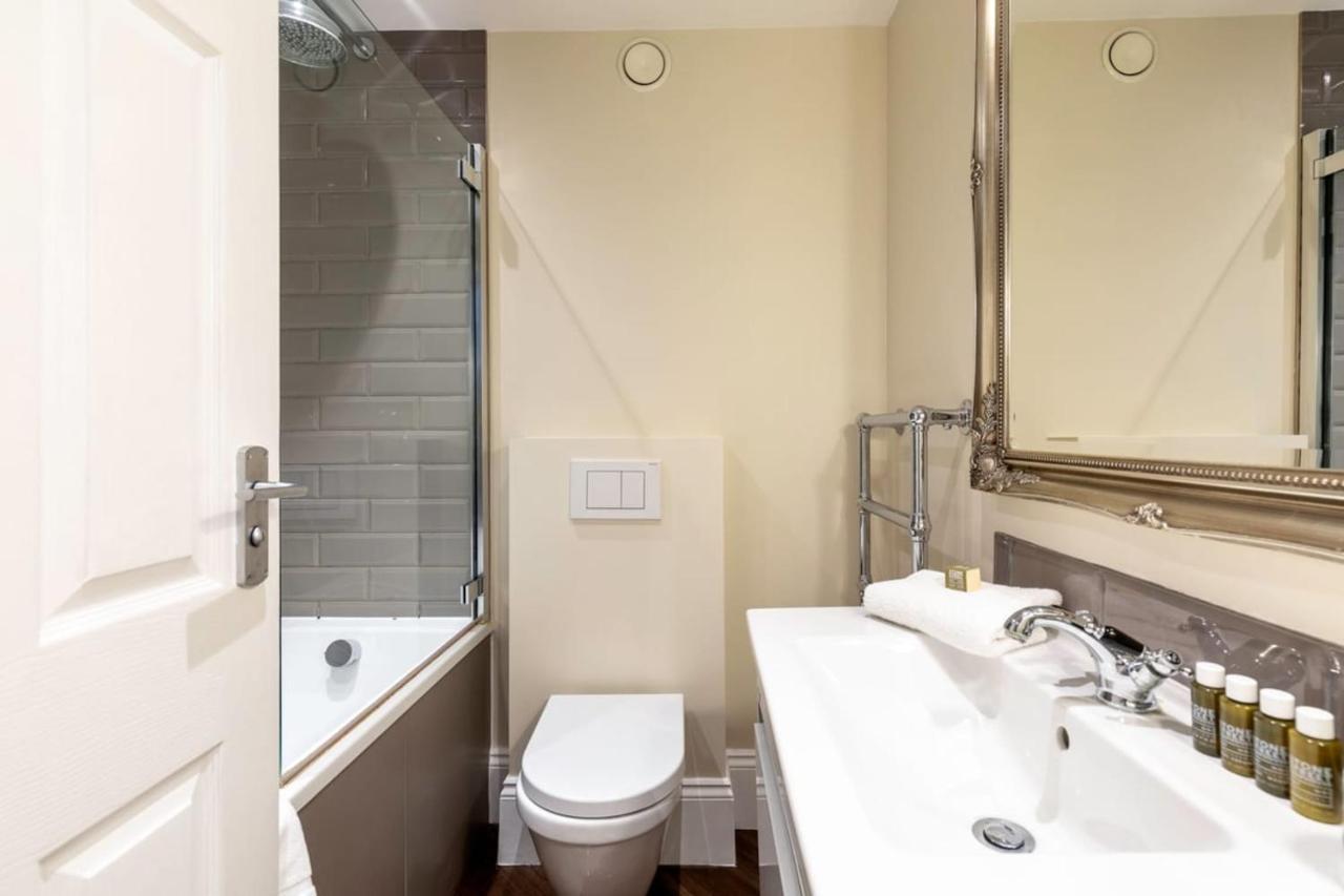 2-Br Apartment For 6 In Covent Garden With Ac Londres Exterior foto